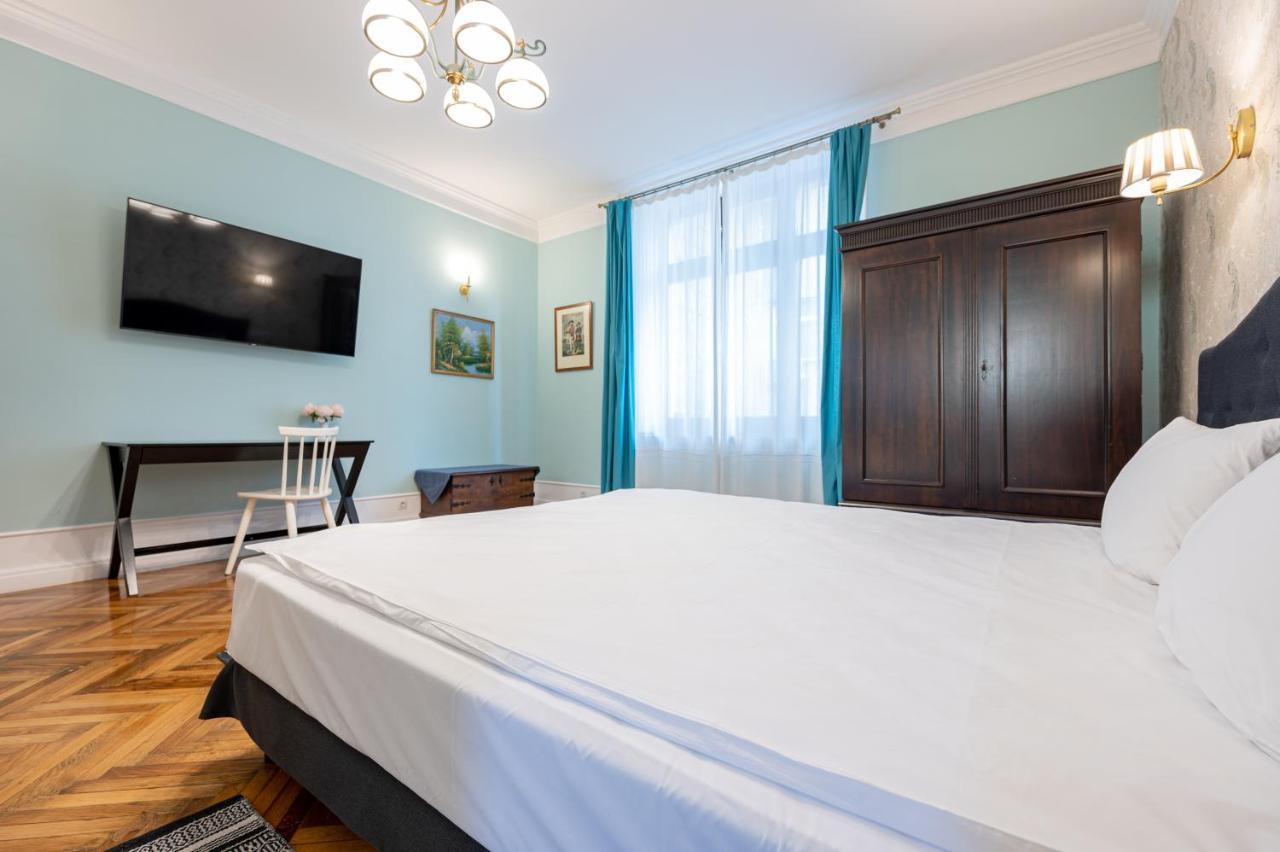 Old City Apartment Oradea Dış mekan fotoğraf