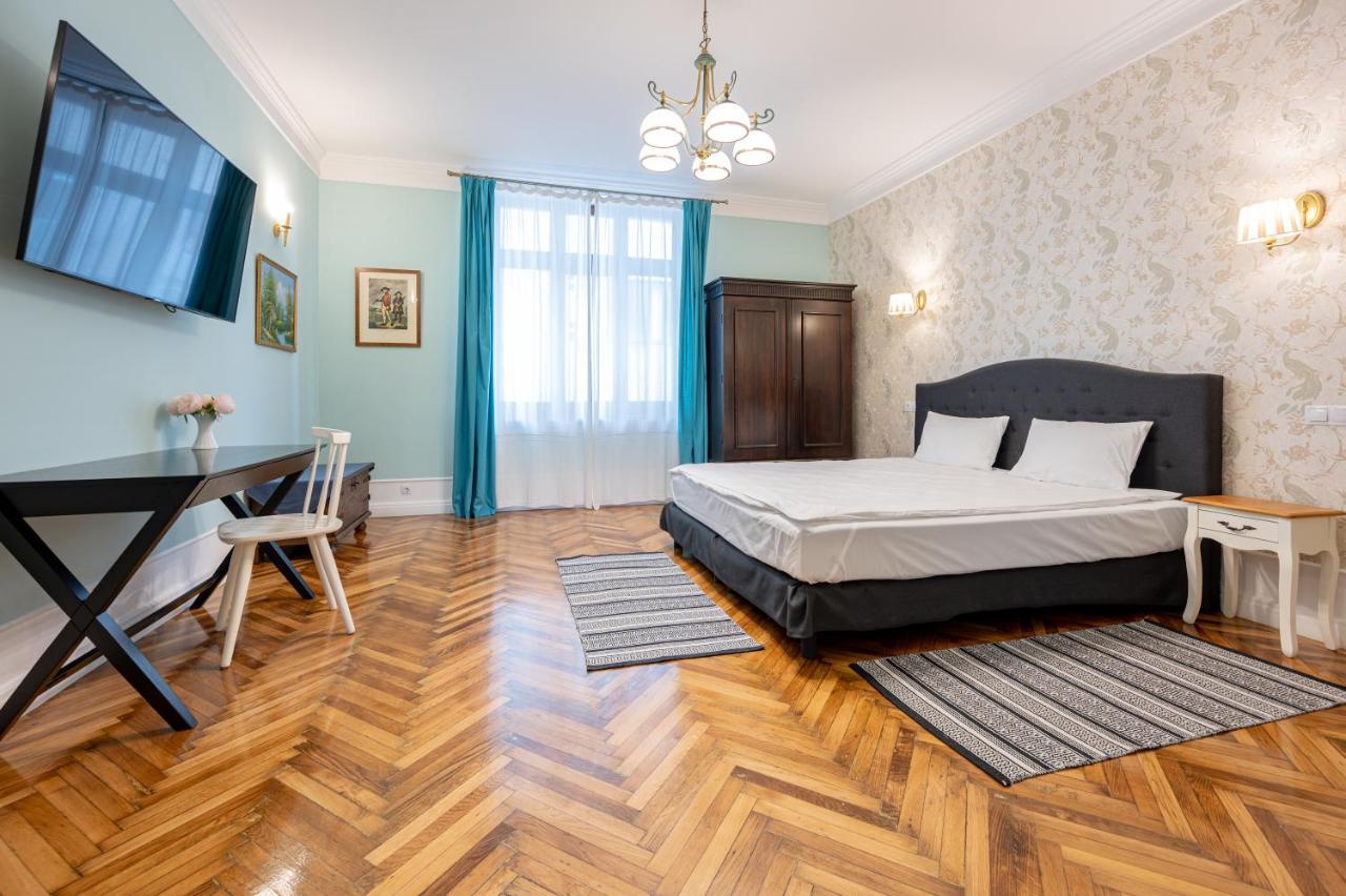 Old City Apartment Oradea Dış mekan fotoğraf