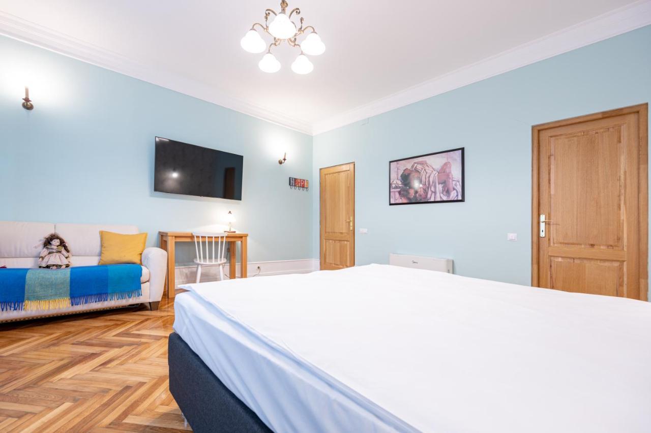 Old City Apartment Oradea Dış mekan fotoğraf